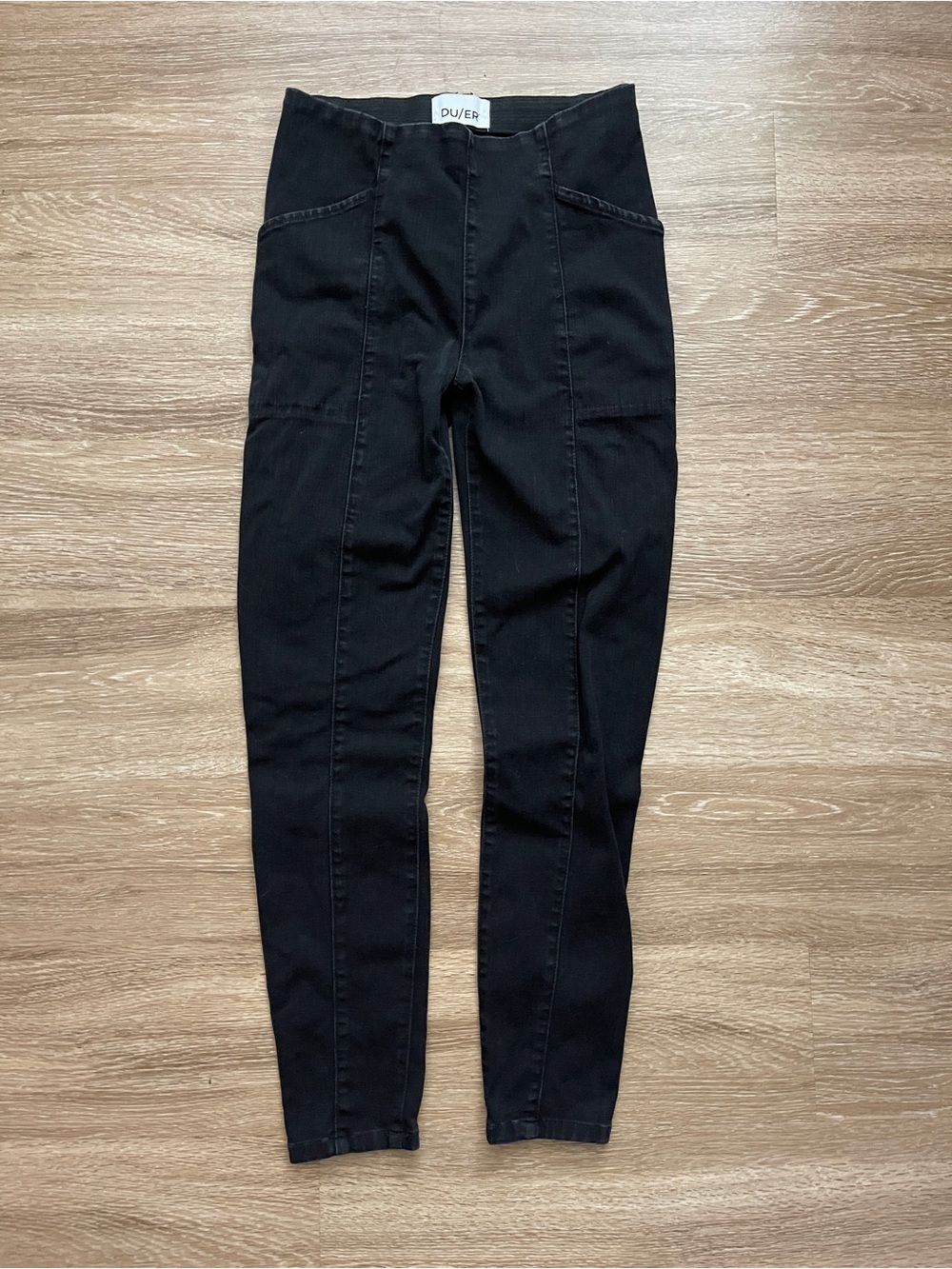 DUER Women's 4 Way Flex Pull On Pocket Skinny